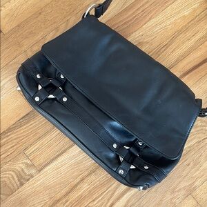 AJ Valenci Genuine Leather Front Magnetic Flap Purse Handbag NWOT